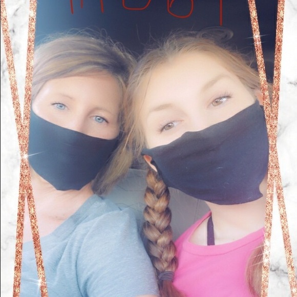 Meet your Posher, Bridget - Picture 1 of 1